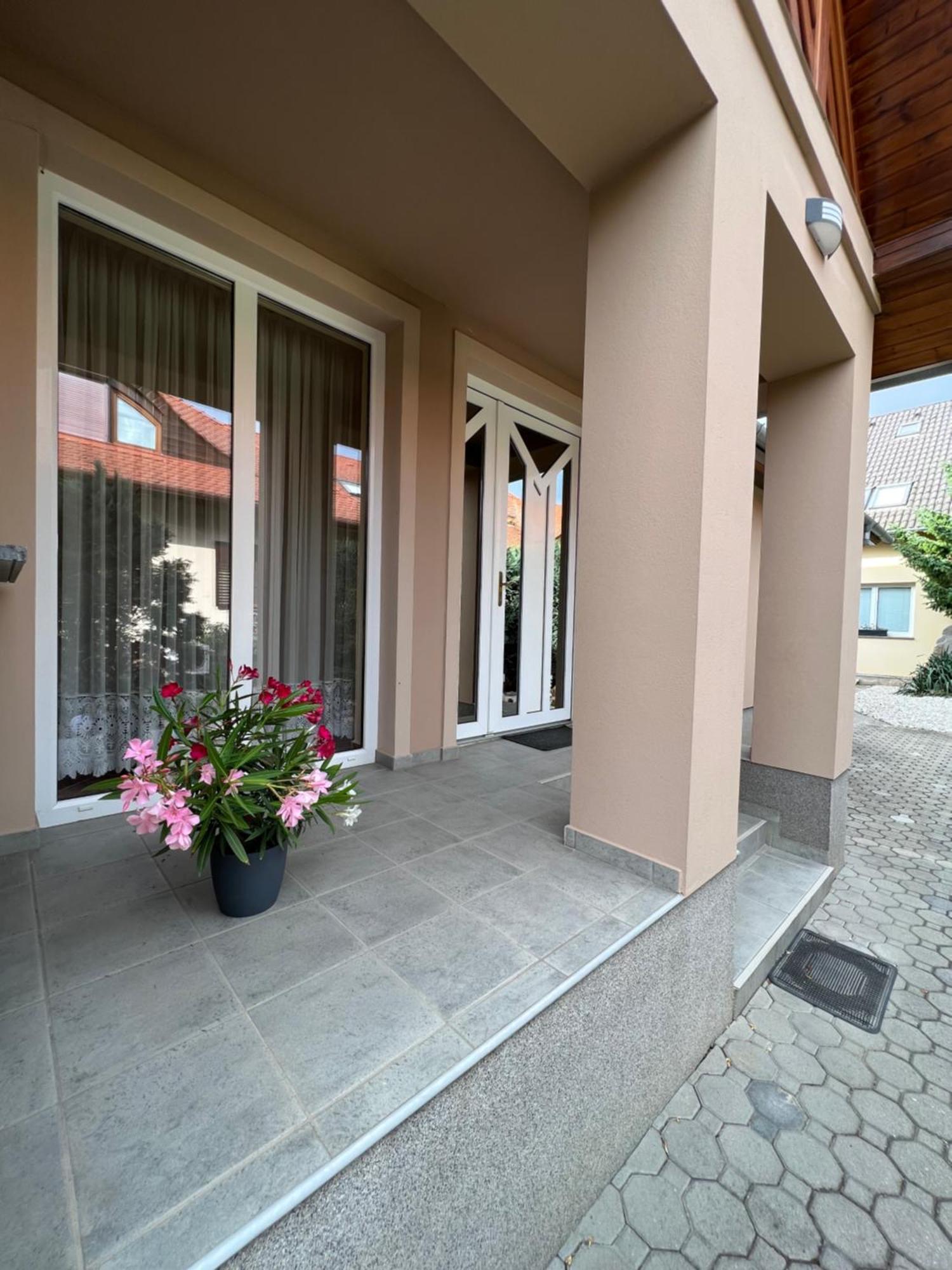 Apartamento Holler Vendeghaz Bük Exterior foto